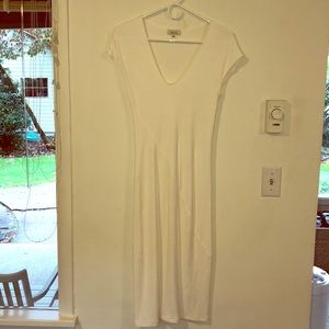 Aritzia - T. Babaton bid con dress